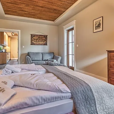 Przy Starej Piekarni Vip By Royal Aparts Apartmán 4*