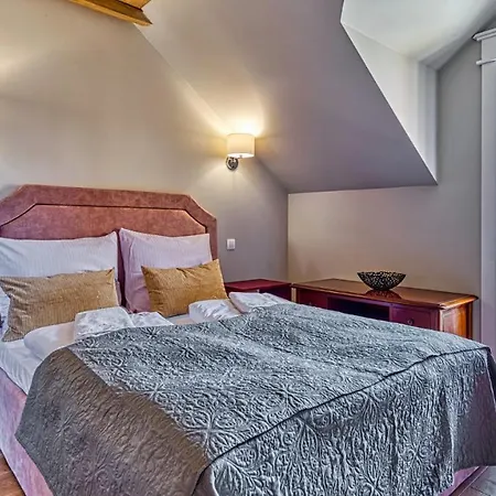 Apartmán Przy Starej Piekarni Vip By Royal Aparts *