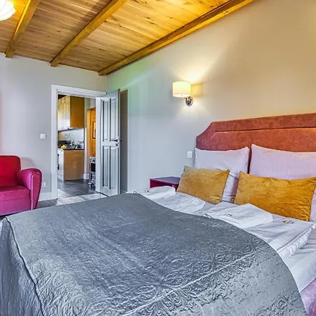 Apartmán Przy Starej Piekarni Vip By Royal Aparts *