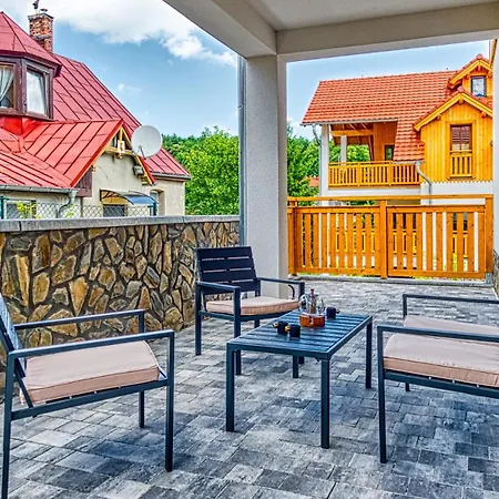 Apartmán Przy Starej Piekarni Vip By Royal Aparts Sklářská Poruba
